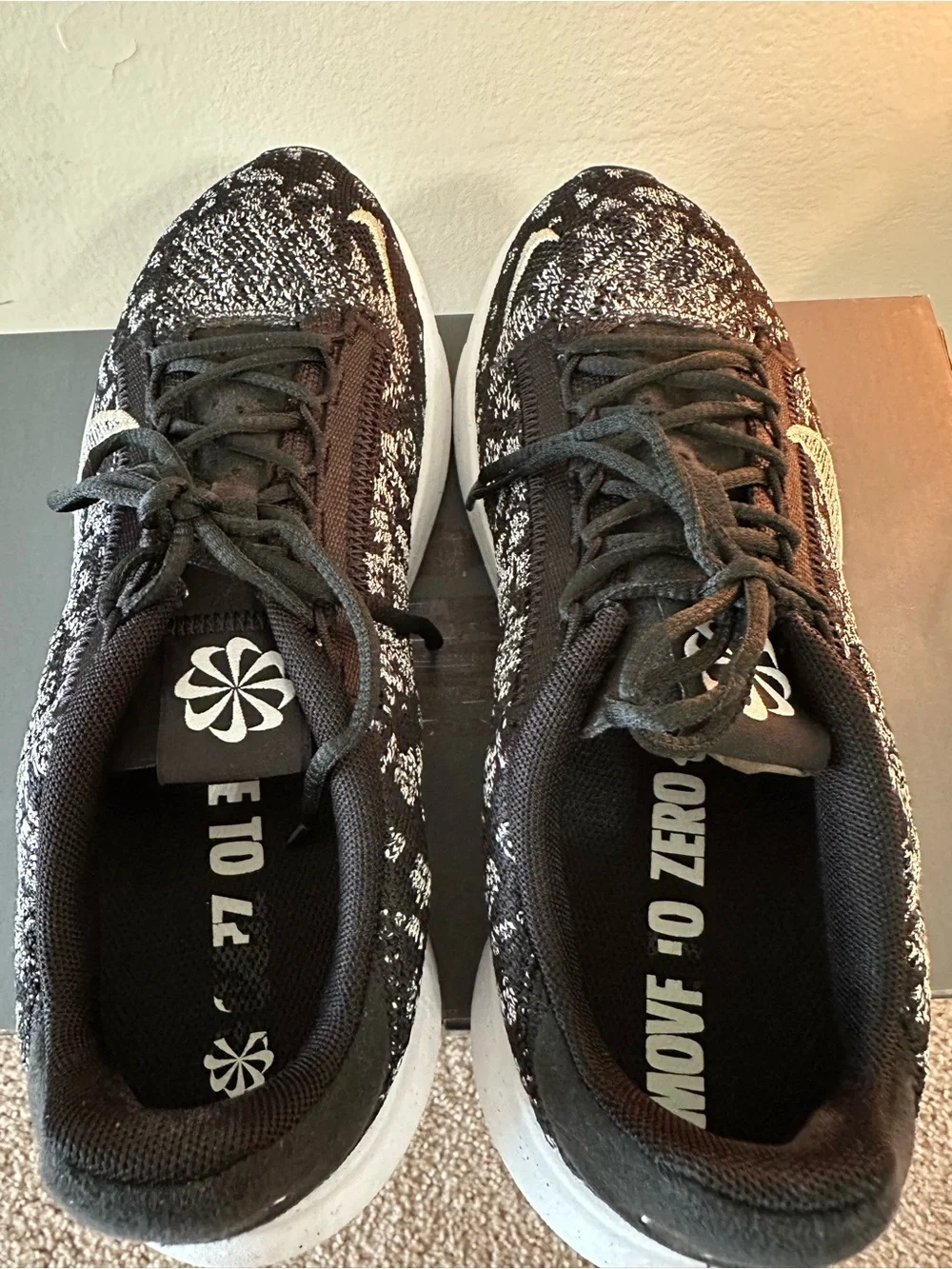 Nike SuperRep Go 3 Flyknit Next Nature, Women’s Black and White Sneakers